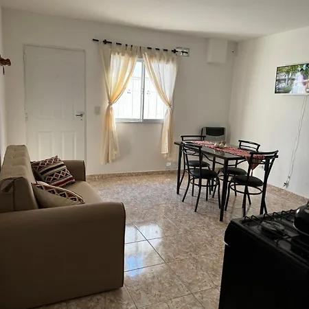 Apartamento Fh Departamentos 9 De Julio General Roca Exterior foto