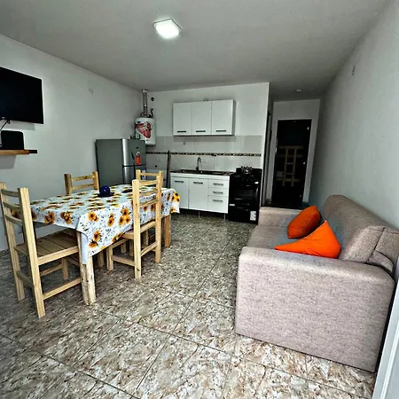 Apartamento Fh Departamentos 9 De Julio General Roca Exterior foto
